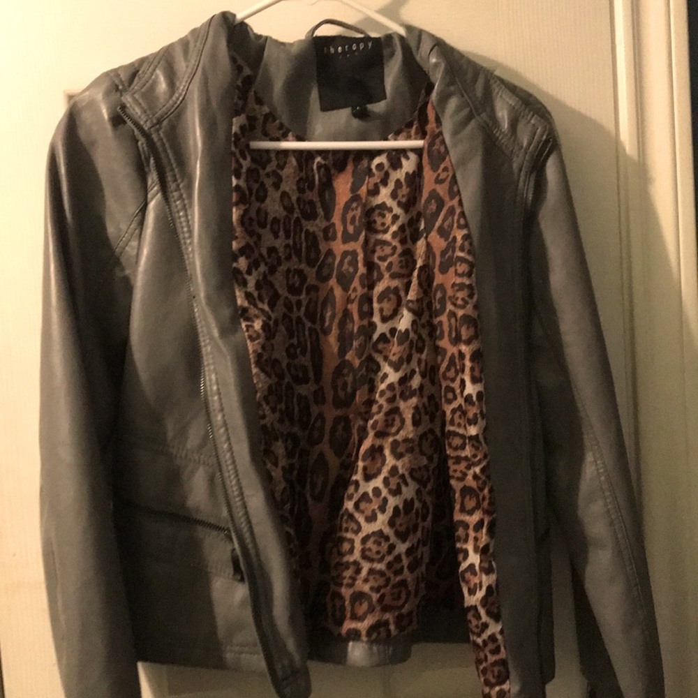 It’s grey with a cheetah inside